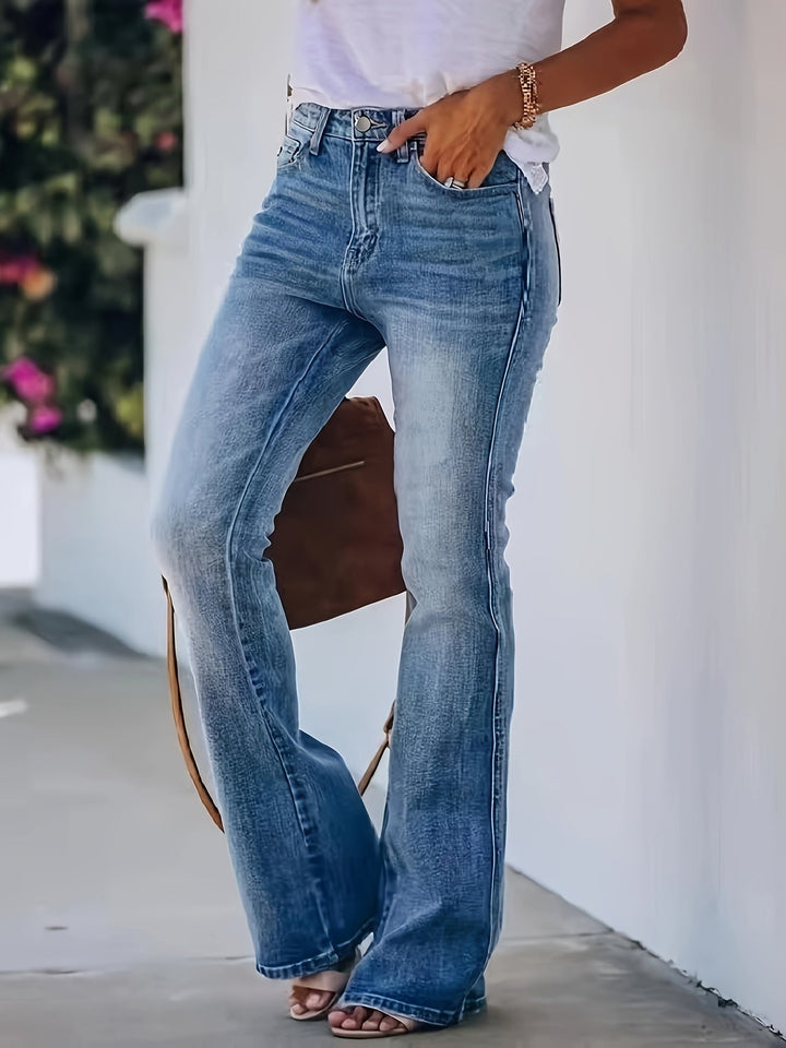 ESTELLE | Classic Mid-Rise Flare Jeans