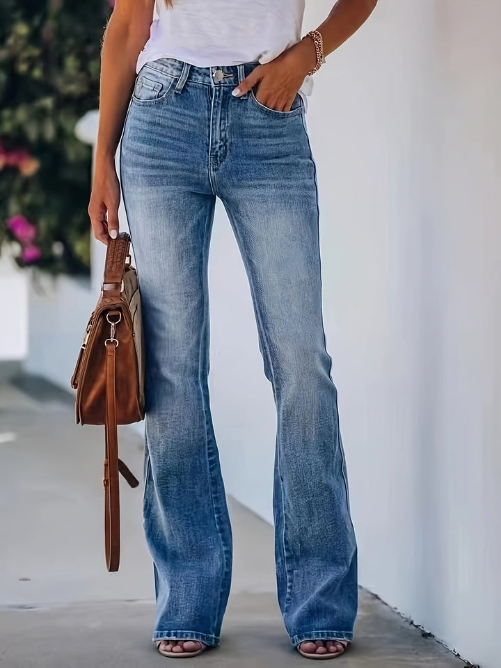 ESTELLE | Classic Mid-Rise Flare Jeans